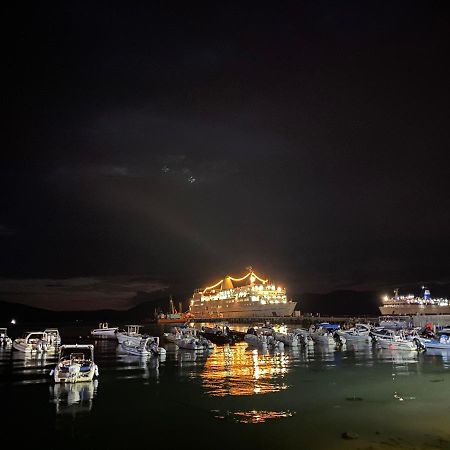 ホテルVila Arlind Vlorë エクステリア 写真