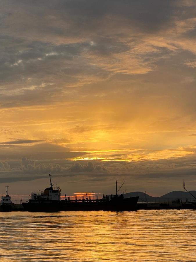 ホテルVila Arlind Vlorë エクステリア 写真